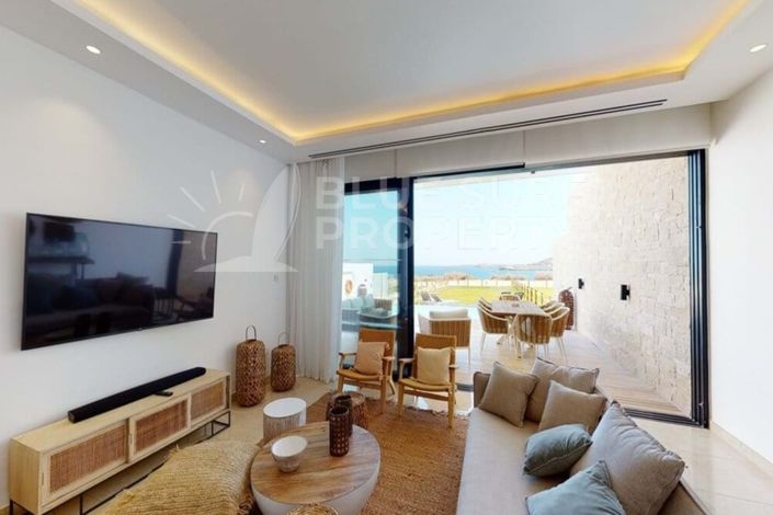 Image No.3-5 Bed Villa for sale