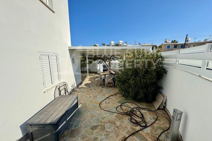 Image No.16-2 Bed Apartment for sale