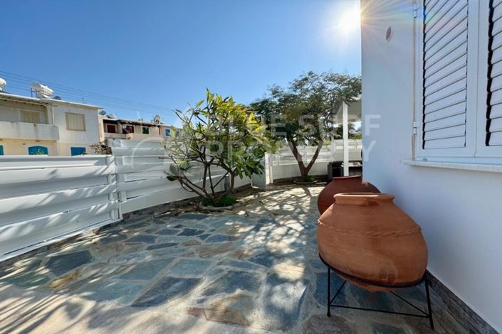 Image No.20-2 Bed Apartment for sale