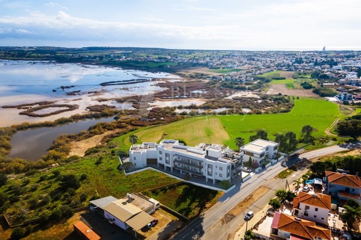 Image No.22-2 Bed Apartment for sale