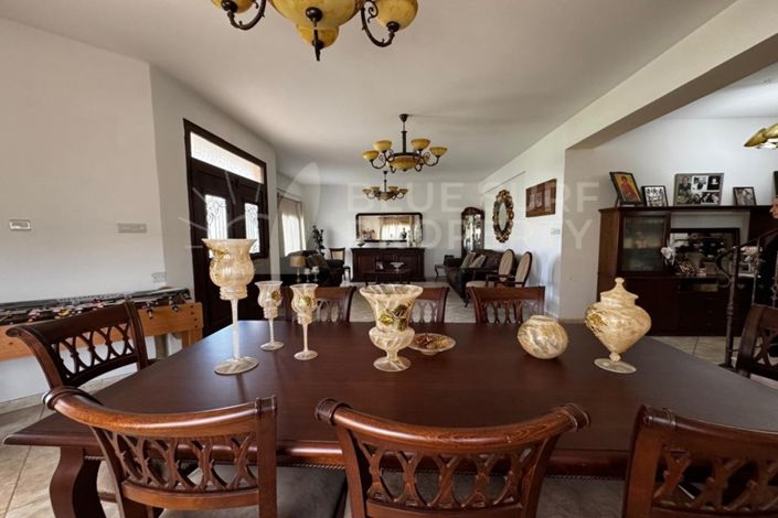 Image No.8-3 Bed Villa for sale