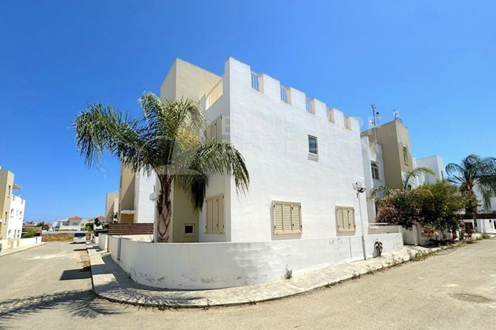 Image No.25-3 Bed Villa for sale