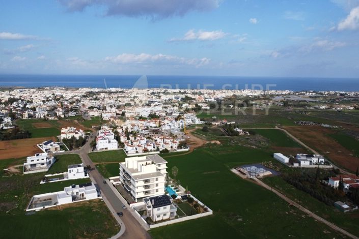 Image No.10-2 Bed Apartment for sale