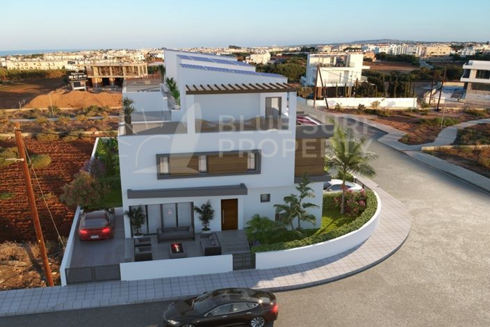 Image No.5-2 Bed Villa for sale