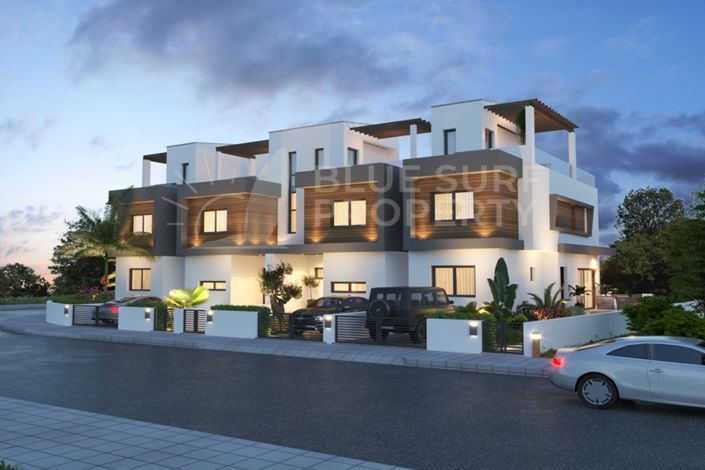 Image No.8-2 Bed Villa for sale