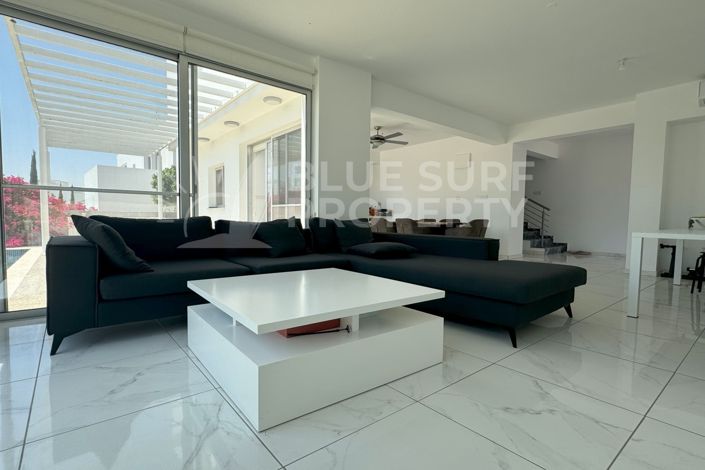 Image No.7-3 Bed Villa for sale