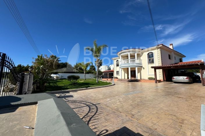 Image No.29-5 Bed Villa for sale