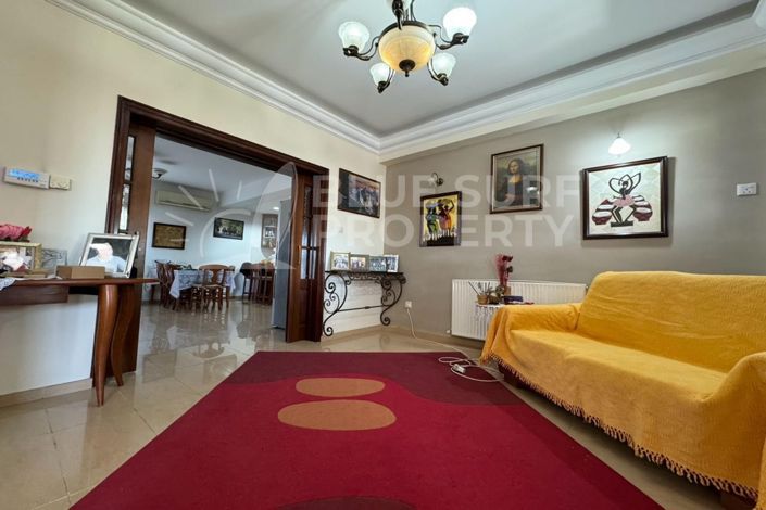 Image No.3-5 Bed Villa for sale