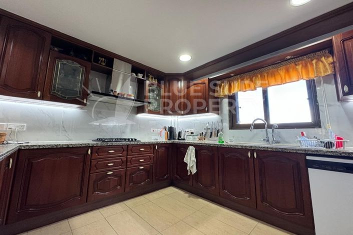 Image No.4-5 Bed Villa for sale