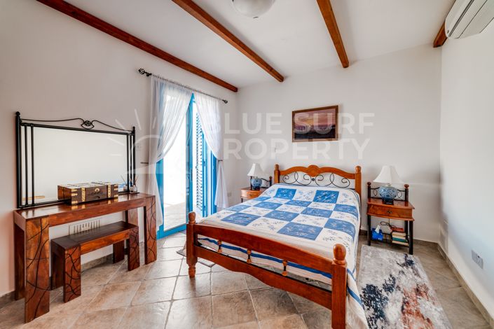 Image No.20-3 Bed Villa for sale