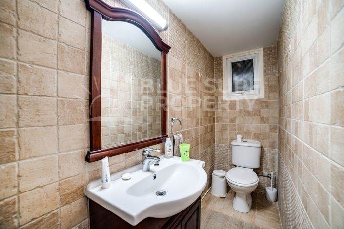 Image No.11-4 Bed Bungalow for sale