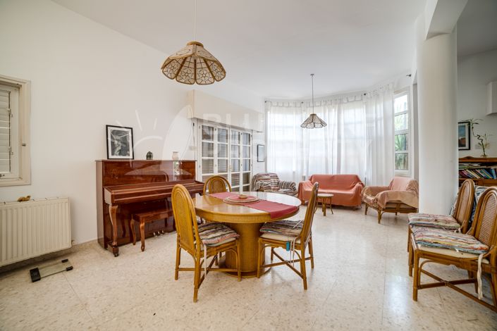 Image No.8-4 Bed Bungalow for sale