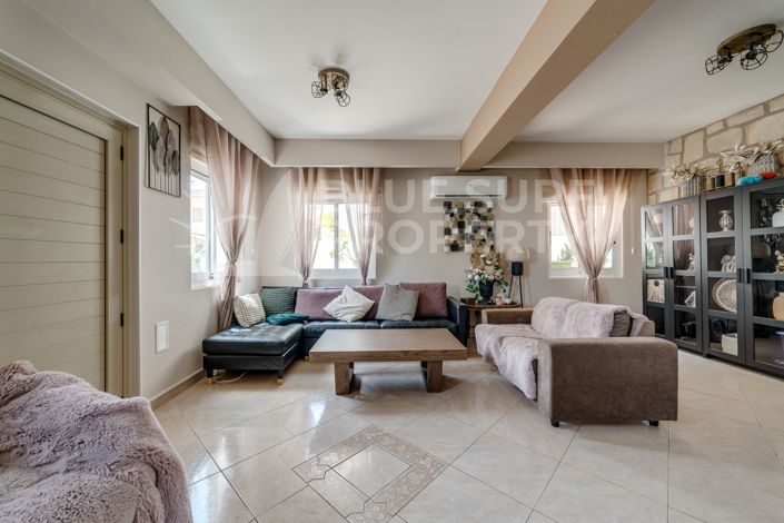 Image No.4-3 Bed Villa for sale