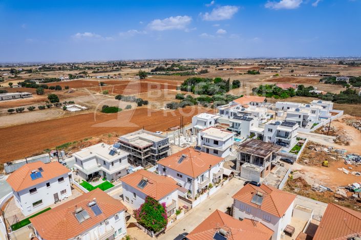 Image No.33-3 Bed Villa for sale