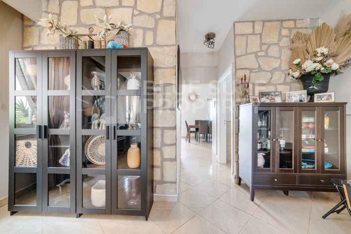 Image No.7-3 Bed Villa for sale