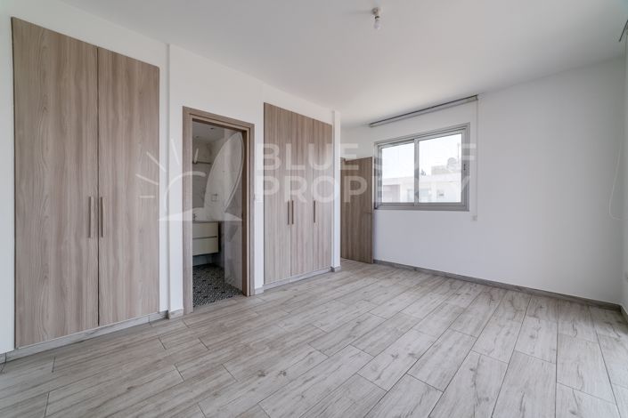 Image No.24-3 Bed Villa for sale