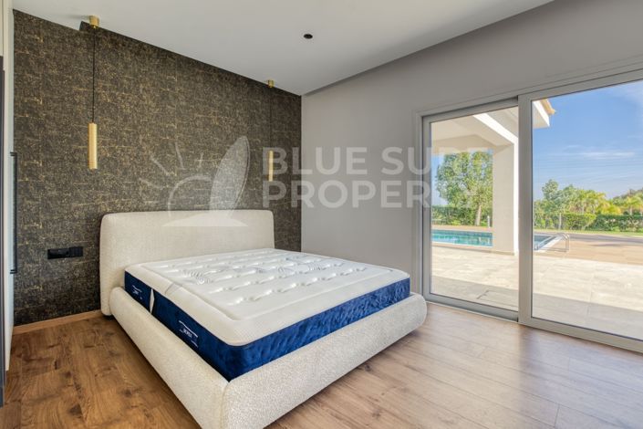 Image No.17-4 Bed Bungalow for sale