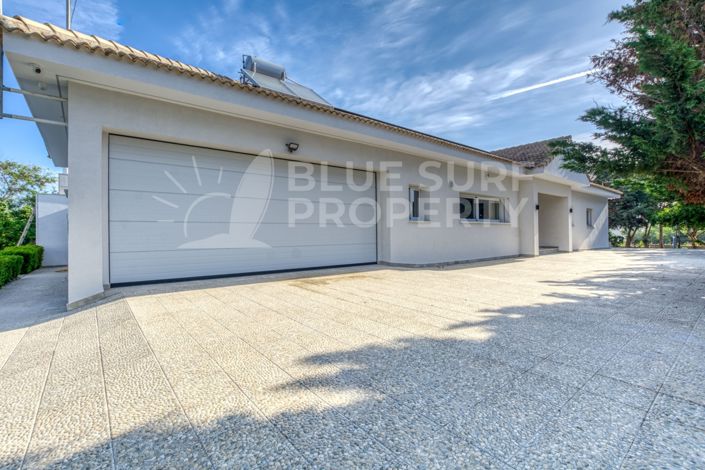 Image No.40-4 Bed Bungalow for sale