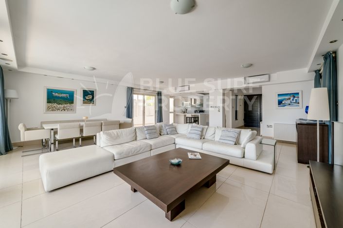 Image No.7-4 Bed Villa for sale