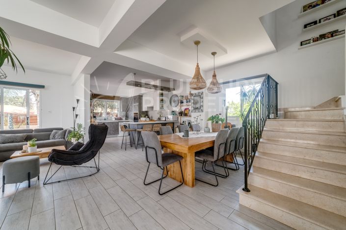 Image No.5-3 Bed Villa for sale