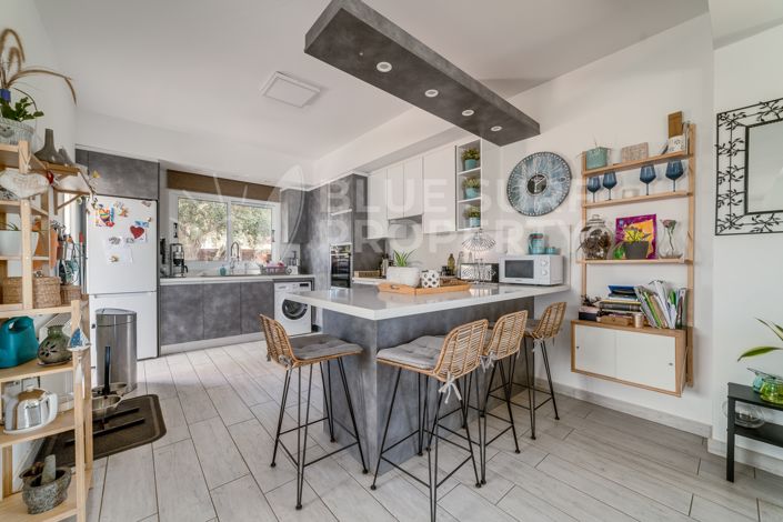 Image No.8-3 Bed Villa for sale