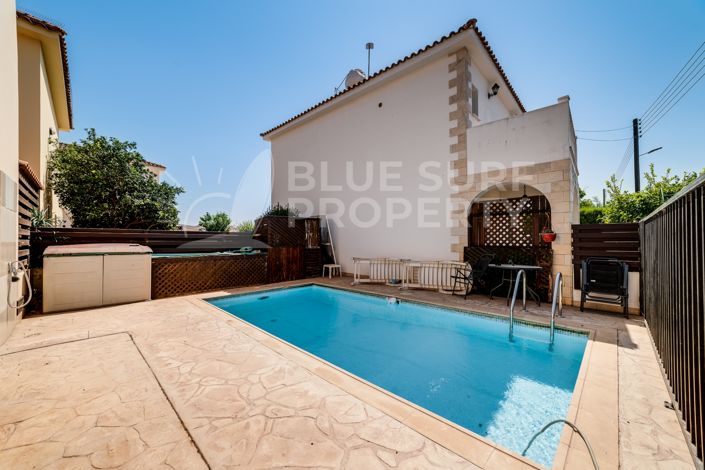 Image No.3-2 Bed Villa for sale