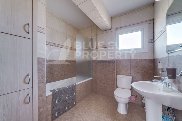 Image No.12-2 Bed Apartment for sale