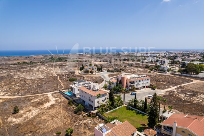 Image No.23-2 Bed Apartment for sale