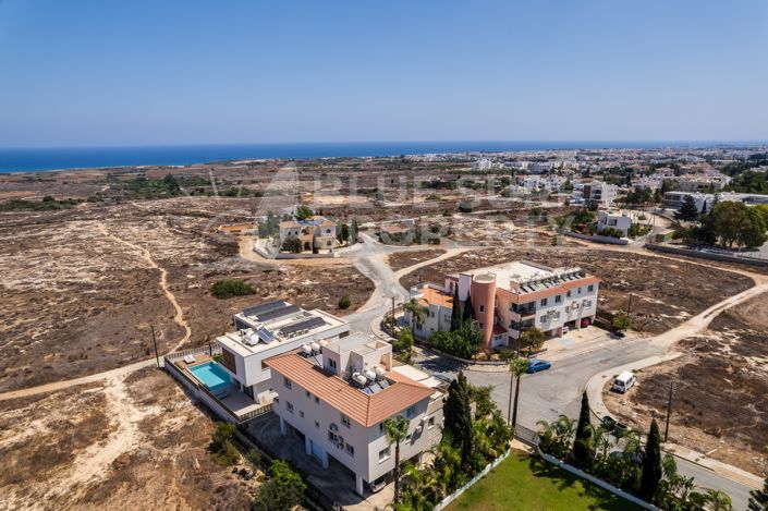 Image No.24-2 Bed Apartment for sale