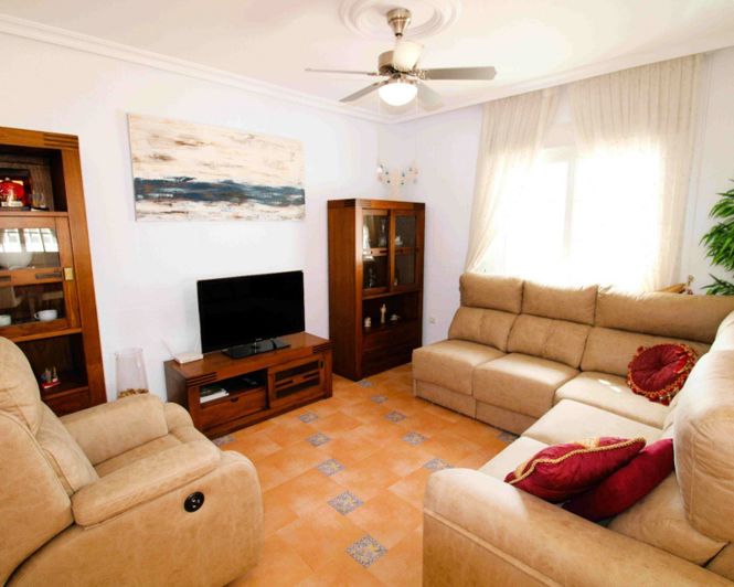 Image No.2-3 Bed Villa for sale