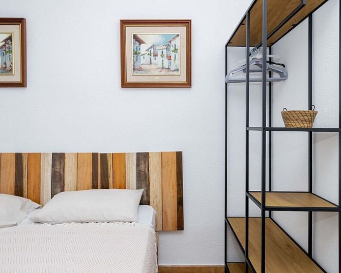 Image No.17-3 Bed Townhouse for sale