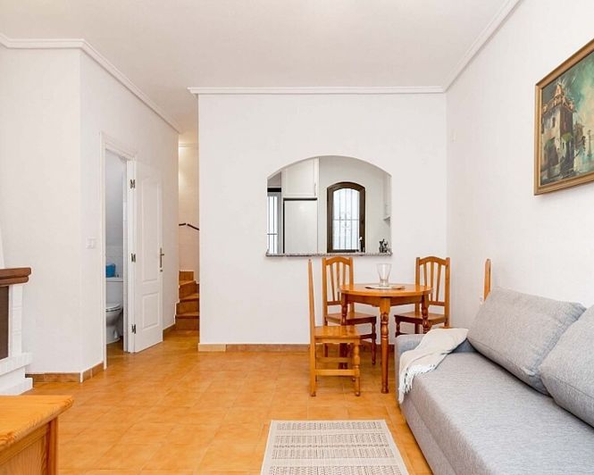 Image No.4-3 Bed Townhouse for sale