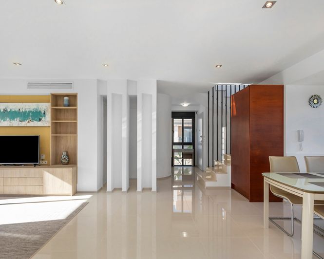 Image No.13-5 Bed Villa for sale