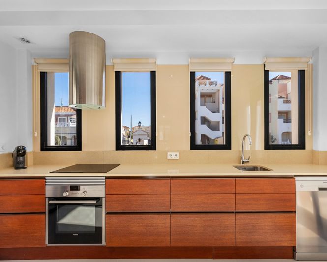 Image No.15-5 Bed Villa for sale