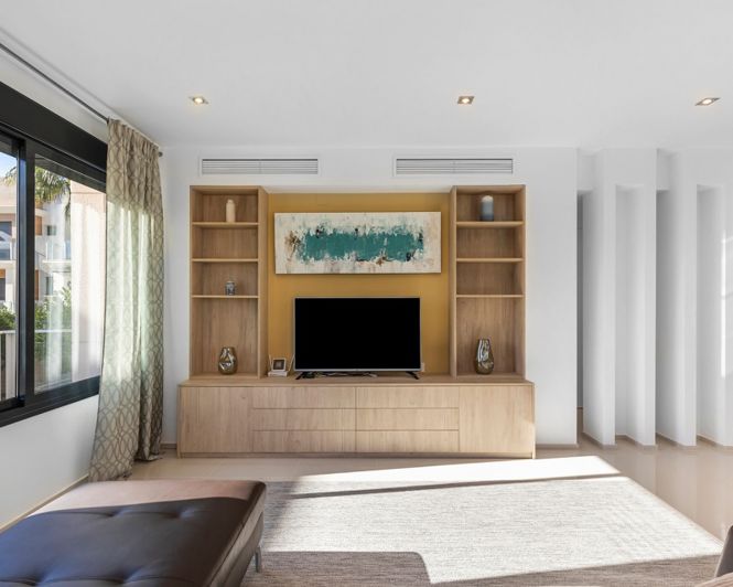 Image No.17-5 Bed Villa for sale