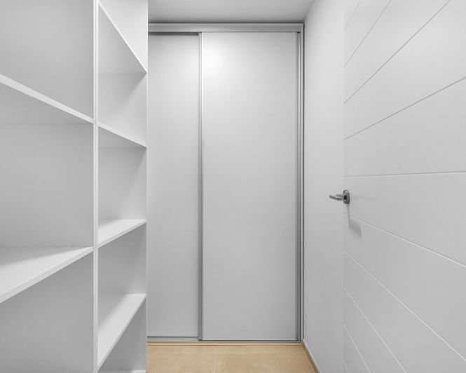 Image No.49-5 Bed Villa for sale