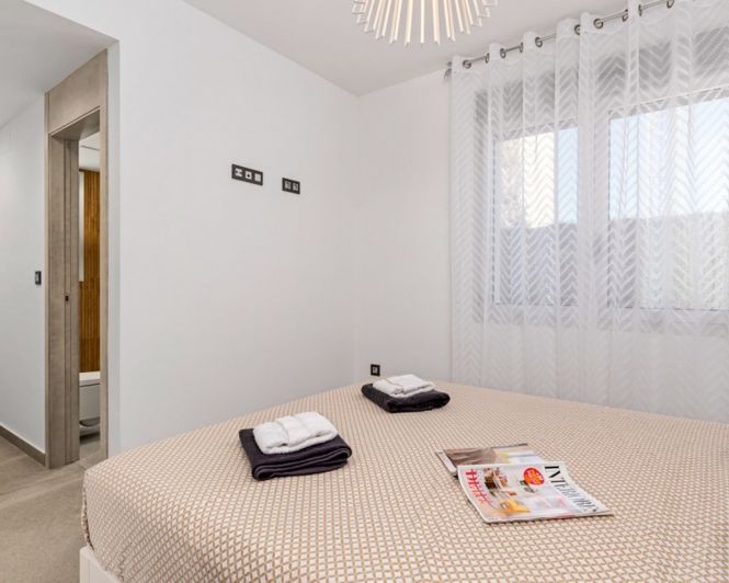 Image No.11-3 Bed Villa for sale