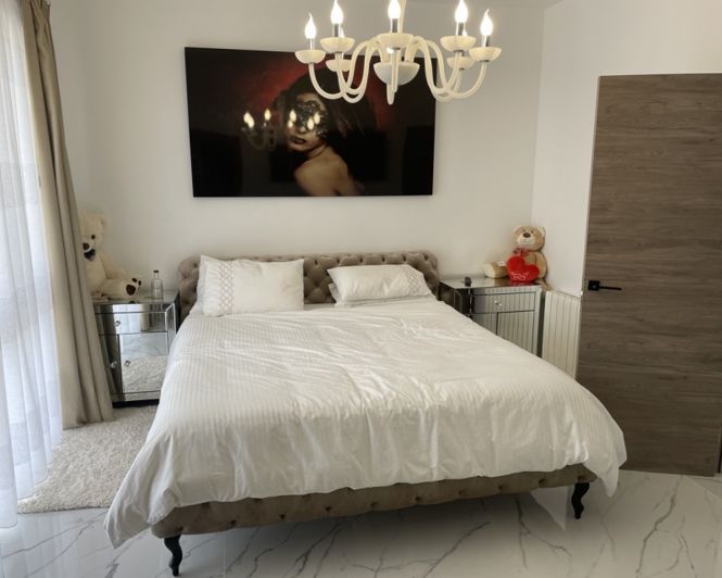 Image No.10-4 Bed Villa for sale