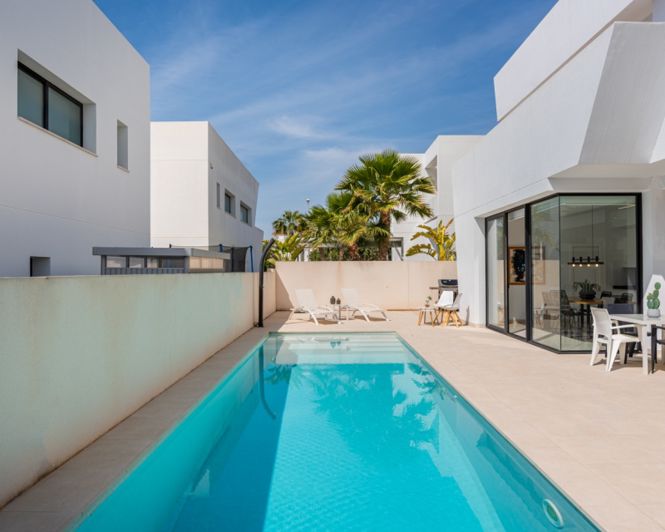 Image No.26-4 Bed Villa for sale