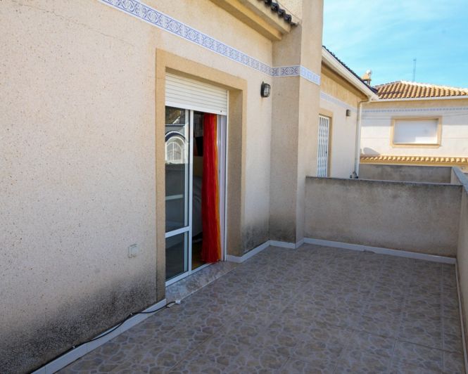 Image No.17-3 Bed Villa for sale