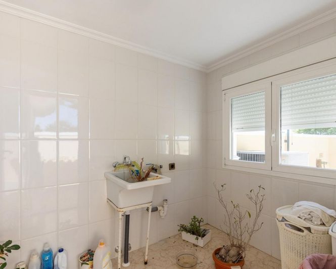 Image No.47-5 Bed Villa for sale