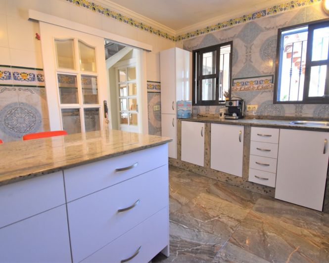 Image No.9-4 Bed Villa for sale