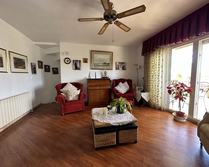 Image No.12-4 Bed Villa for sale