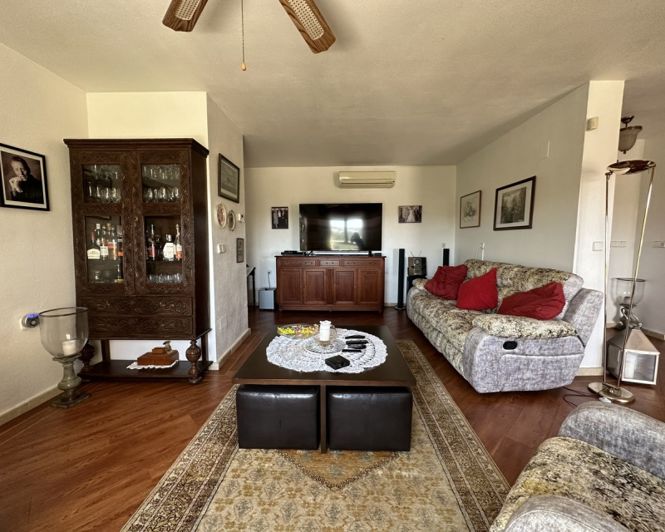 Image No.14-4 Bed Villa for sale