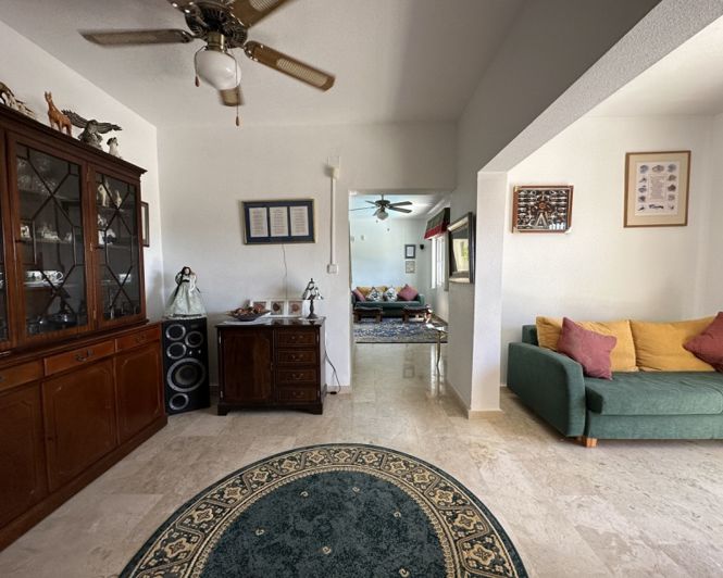 Image No.36-4 Bed Villa for sale