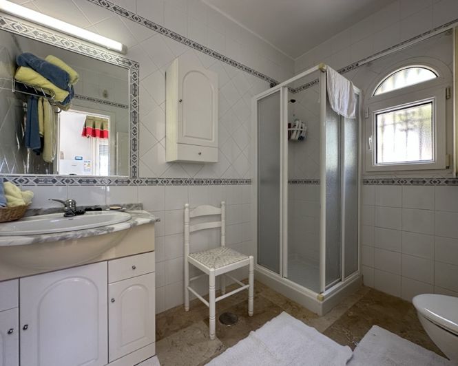 Image No.38-4 Bed Villa for sale