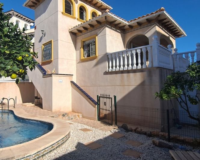 Image No.38-5 Bed Villa for sale