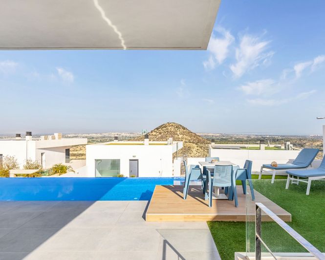 Image No.40-3 Bed Villa for sale