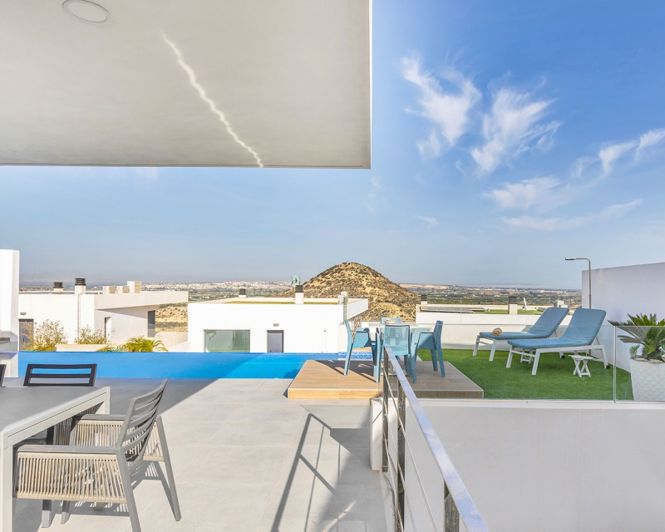 Image No.41-3 Bed Villa for sale