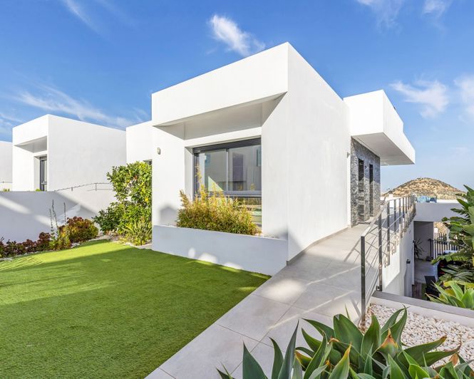 Image No.44-3 Bed Villa for sale